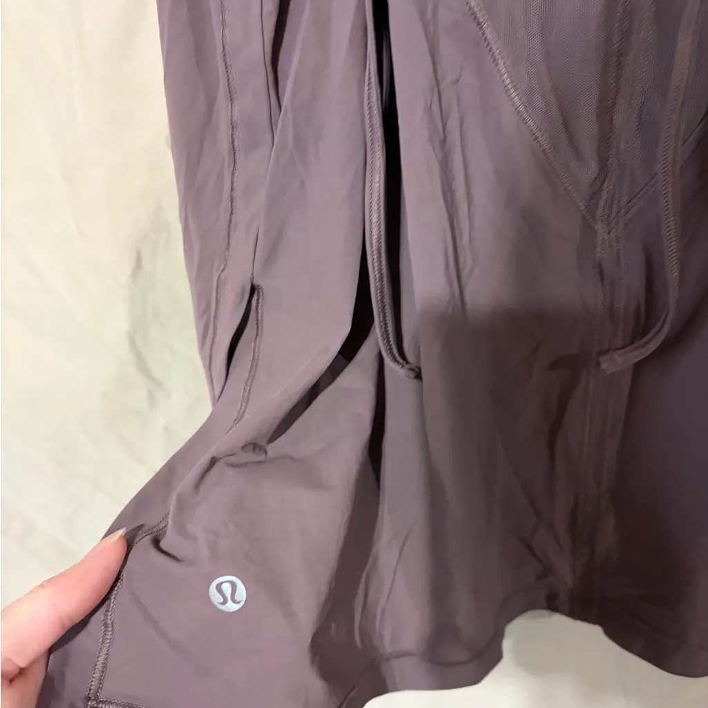 Lululemon tank top - Image 3