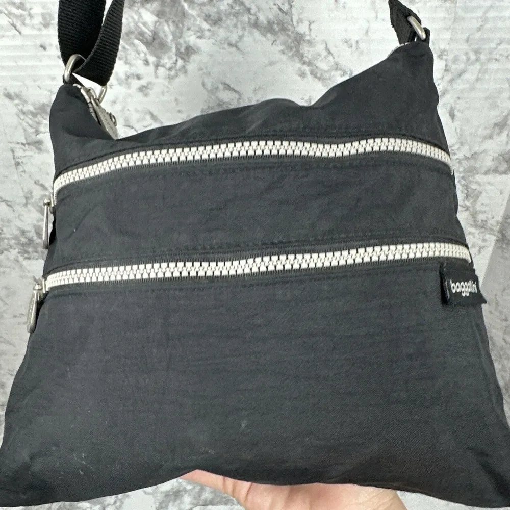 Baggallini Womens Crossbody Bag Purse Lightweight Black Nylon Double Zip Pockets - Image 5