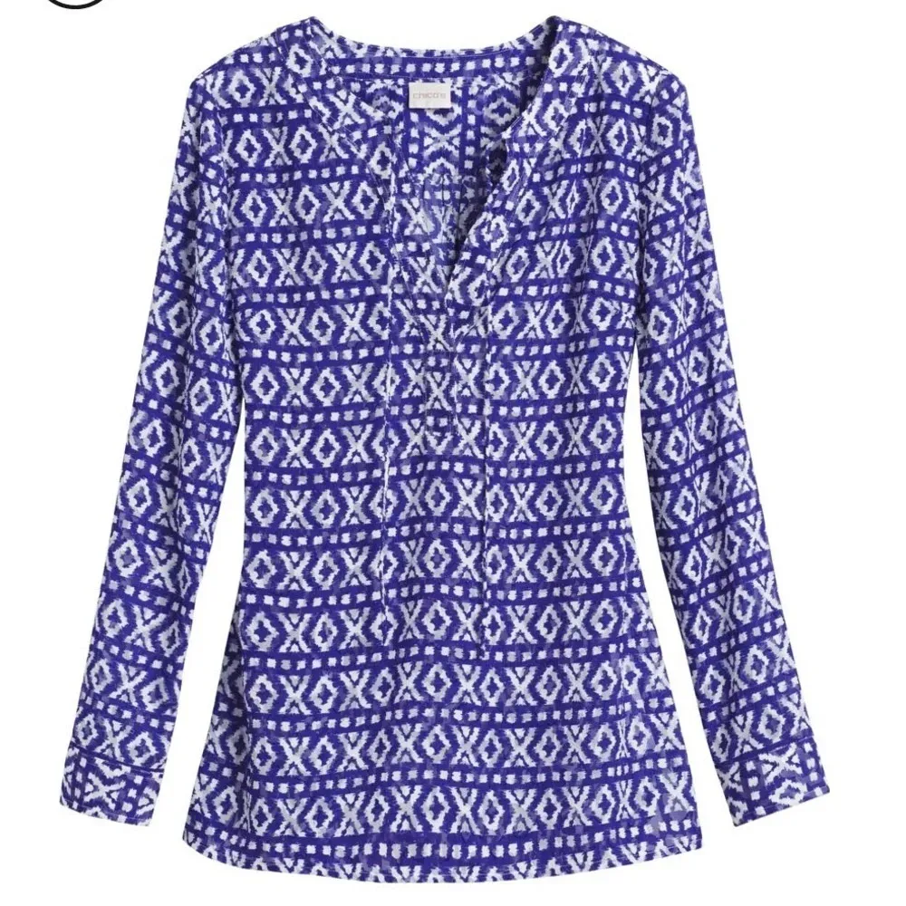 Chico’s Blue White Graphic‎ Ikat Peasant Pop Over Blouse - Image 3