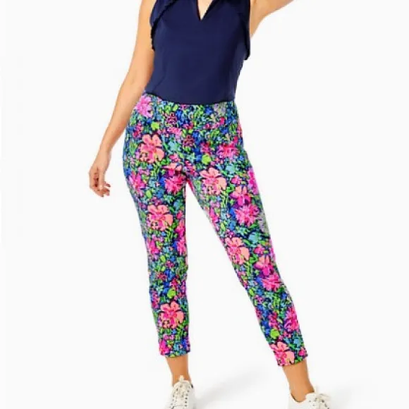 Lilly Pulitzer Luxletic NWOTS Corso Pants size 4 Blue and Hot Pink Floral - Image 2