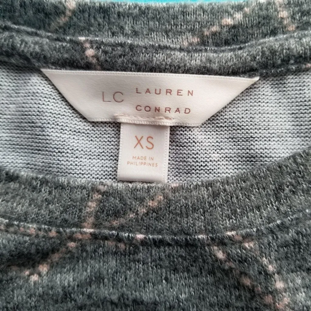 Lauren Conrad XS Gray Patterned Long Sleeve Knit Top - Image 3