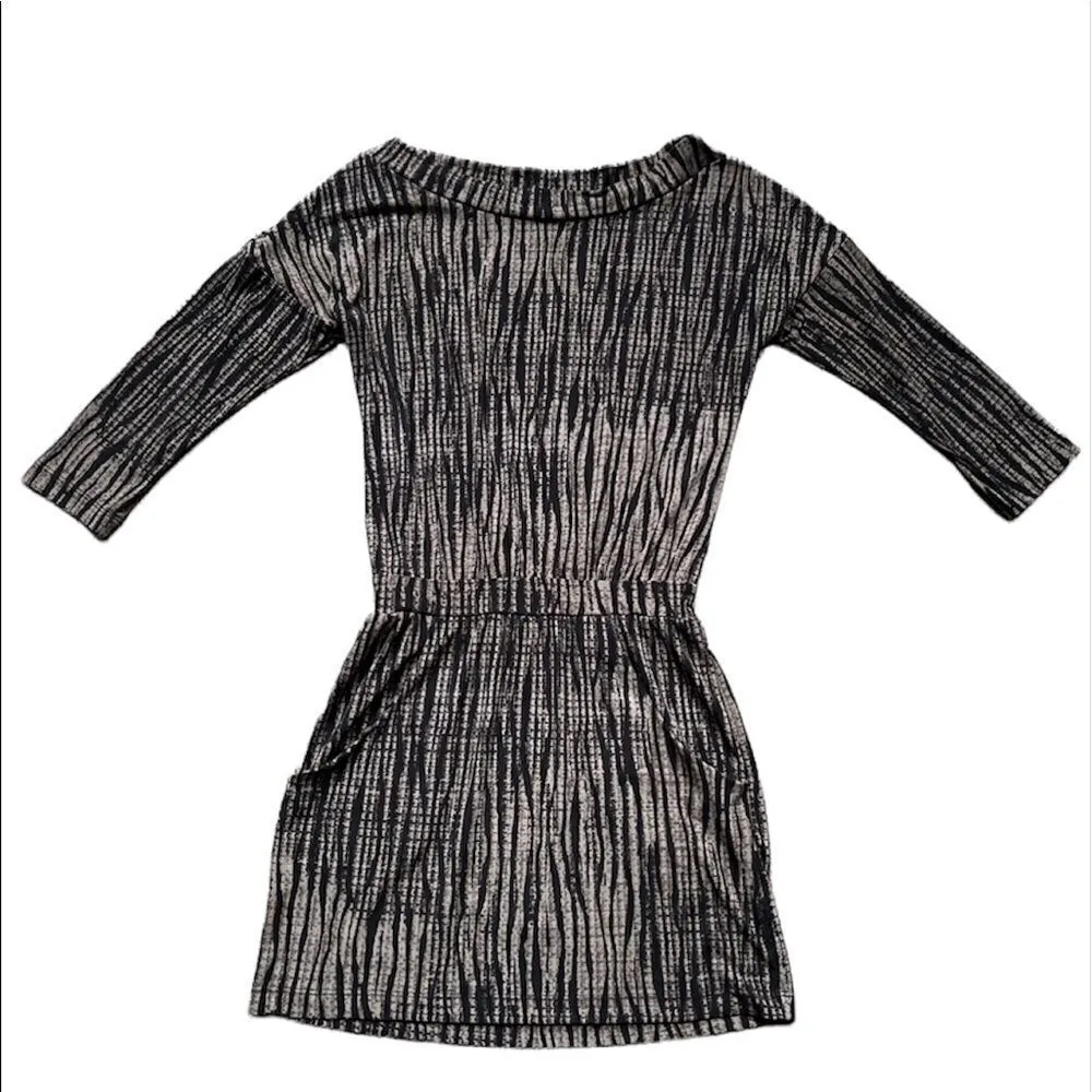 Evereve Peyton Jensen Black and Tan Pattern Dress Boat Neck Elastic Waist XS - Image 2