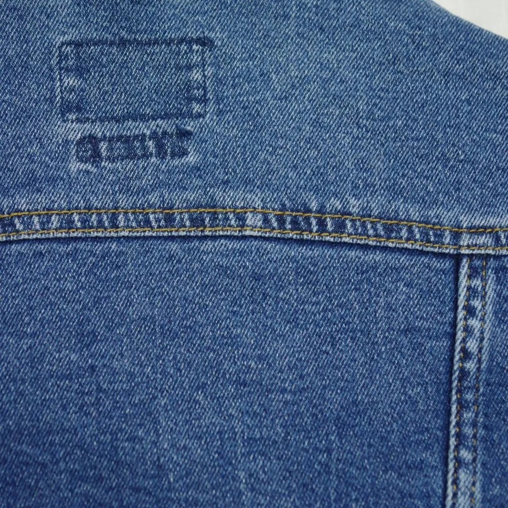 Universal Threads Four Pocket Distressed Mid Wash Denim Jacket Ladies' XS - Image 7