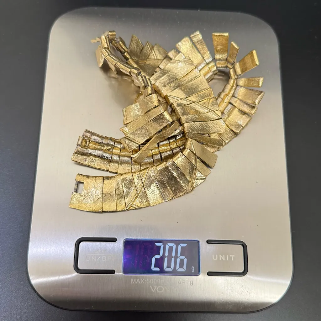 Vintage Unsigned Les Bernard Gold - Image 8