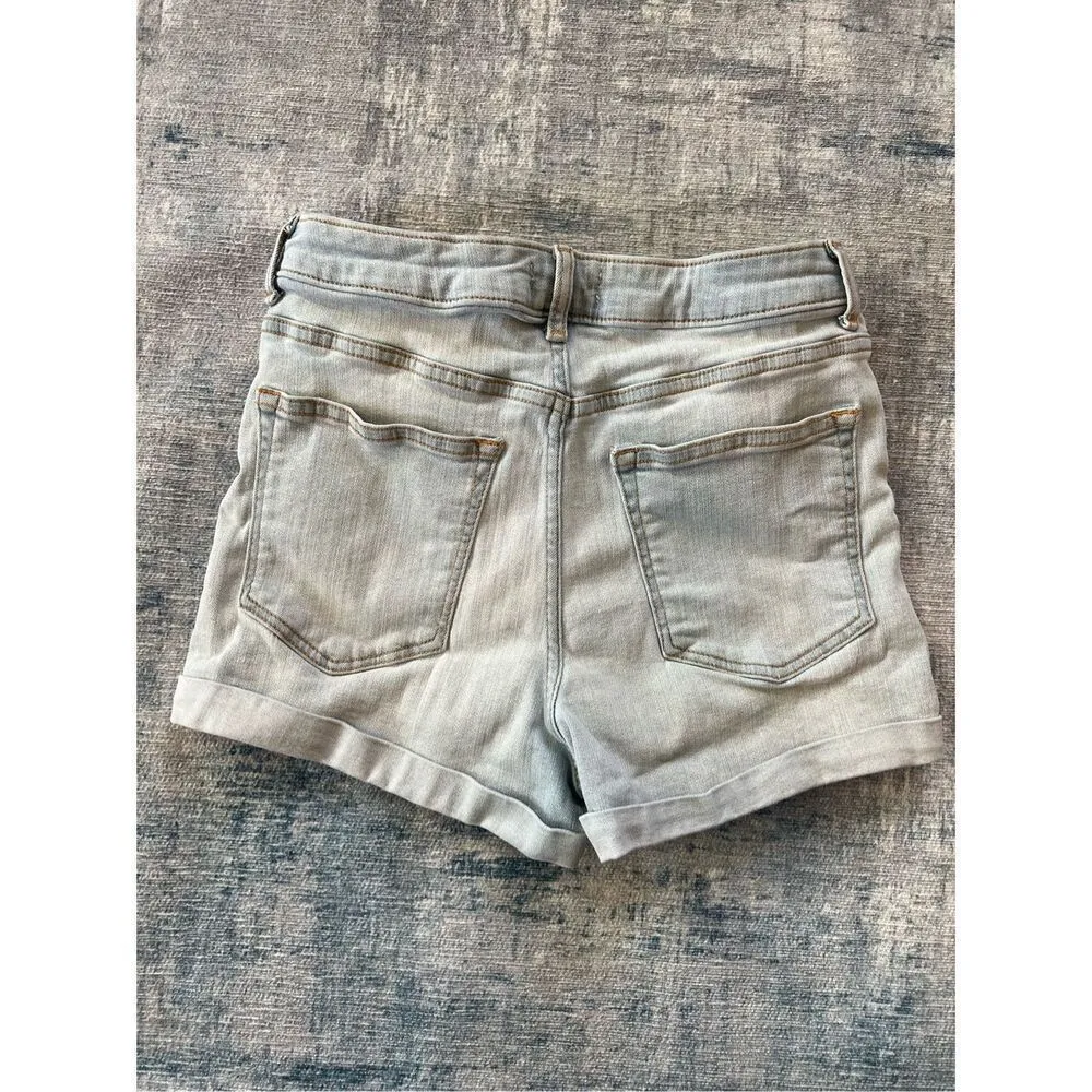 Forever 21 Light Wash Cuffed Denim Shorts Size 27 - Image 2