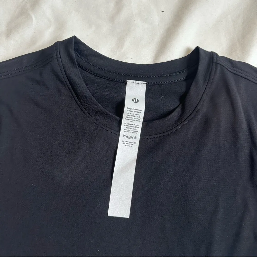 lululemon athletica Ultralight Waist Length T-Shirt - Image 2