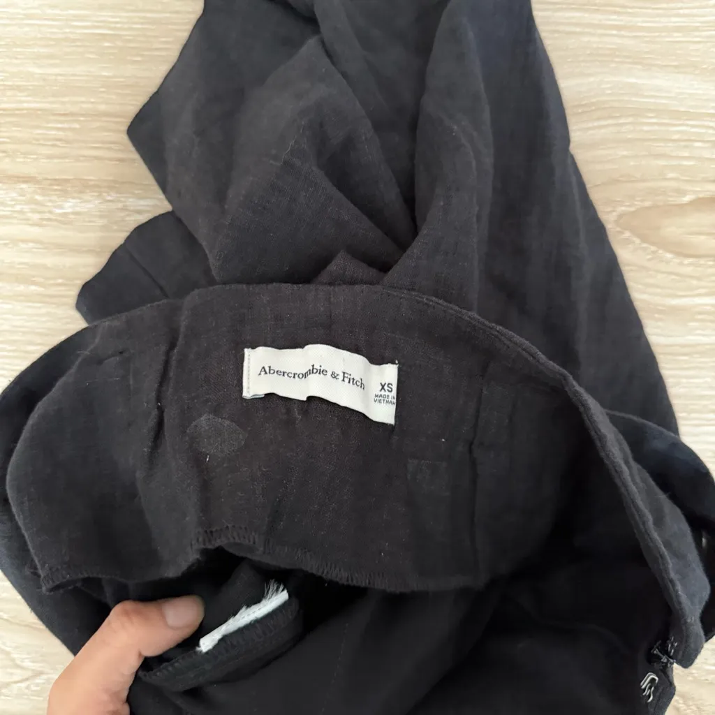 Abercrombie & Fitch XS Black Linen Shorts Belted Resort Minimal High Waist - Image 5