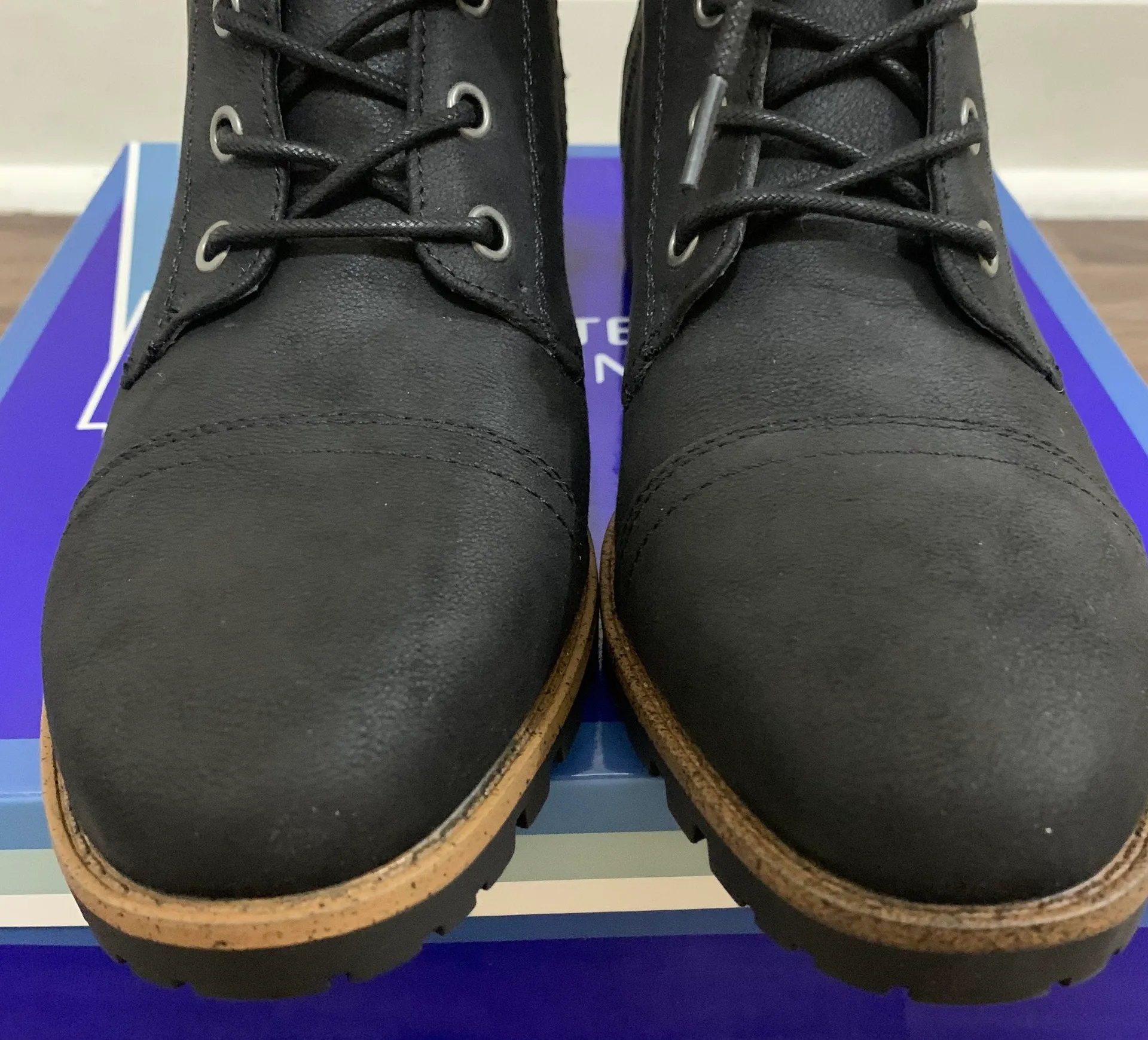 Black Daisy Lace Up Boots Size 9.5 - Image 8