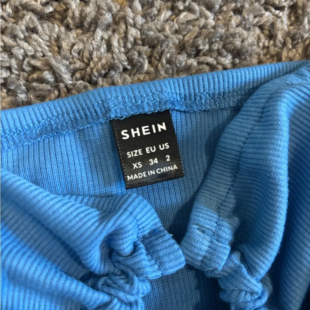 SheIn  Blue Ring Link Strapless Crop Top - Image 6