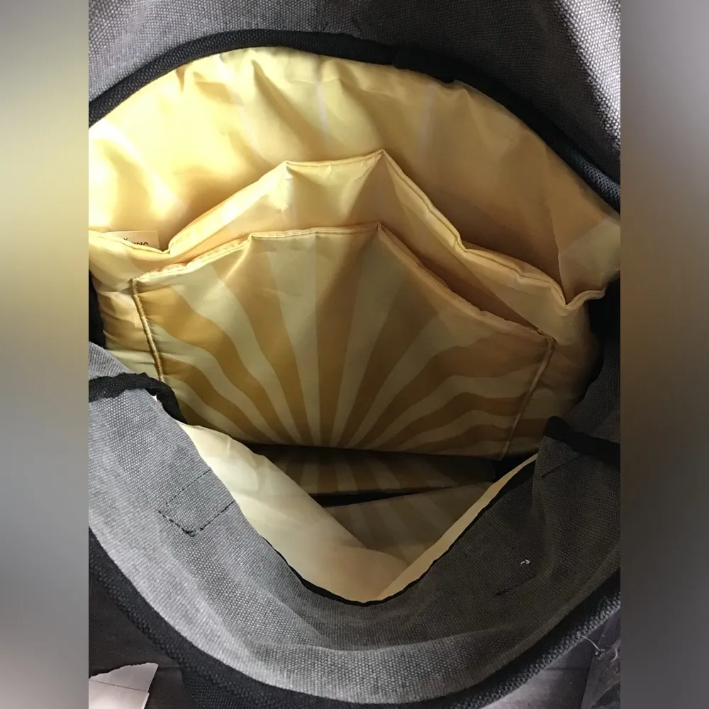 Disney DVC vacation club member cruise 2018 canvas shoulder bag - Image 5