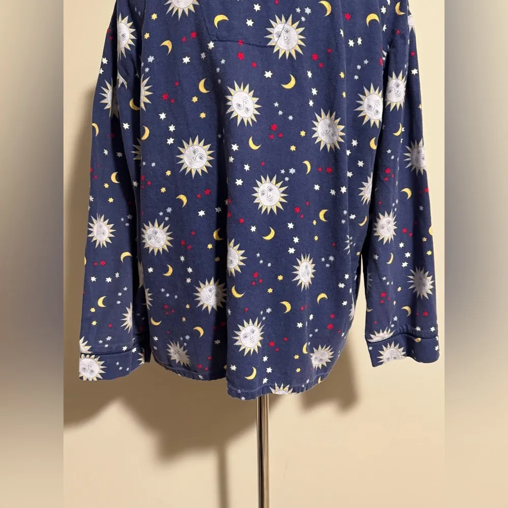 EUC Covington Blue and White Celestial Long Sleeve Pajama Top size XL - Image 8