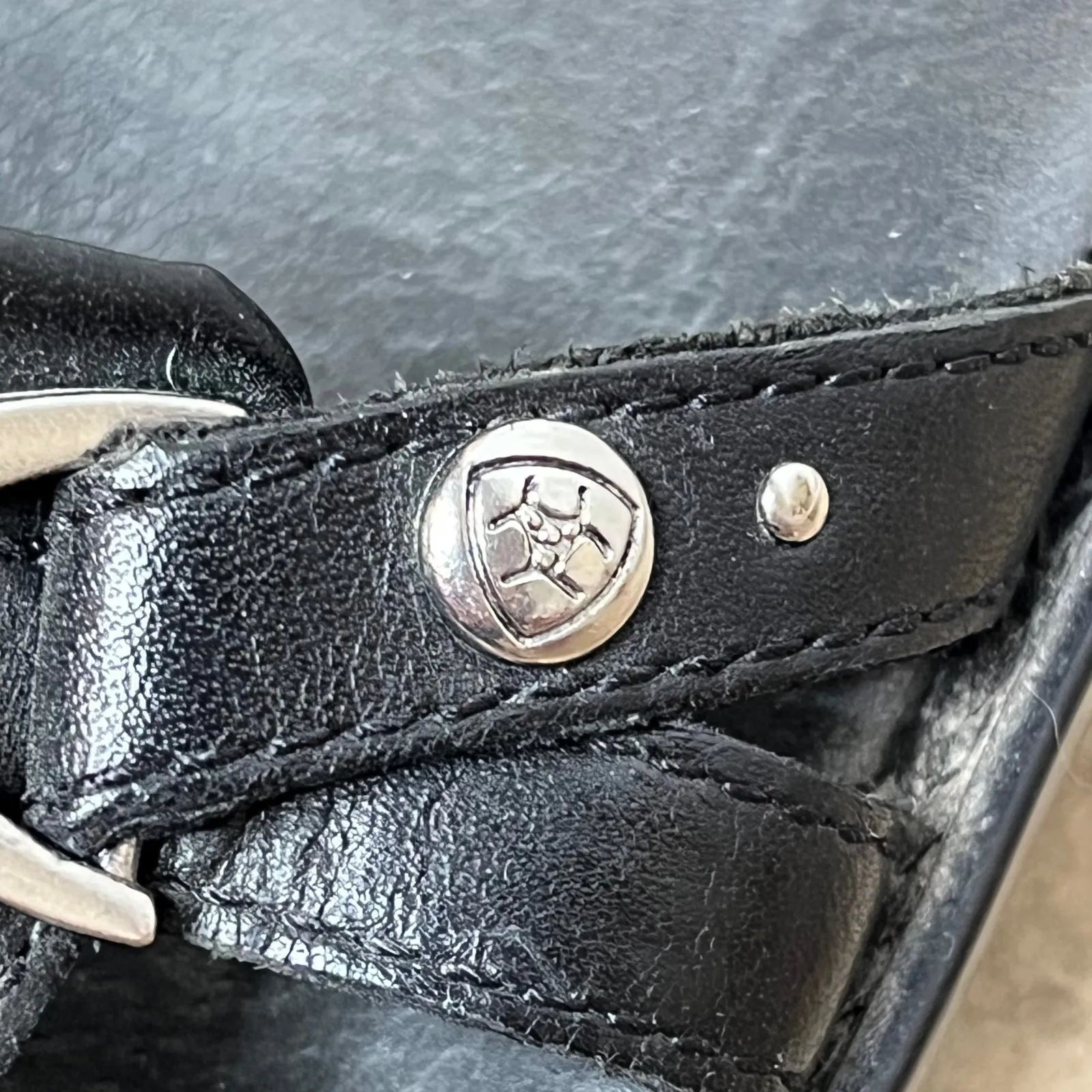 Ariat SIze 6.5 B Womens Black Leather Slide Sandals Comfort Wedge Style 1291 - Image 6