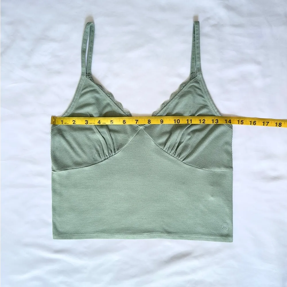 Gilly Hicks Ribbed Lace Cropped Cami - Light Sage - M - Image 4