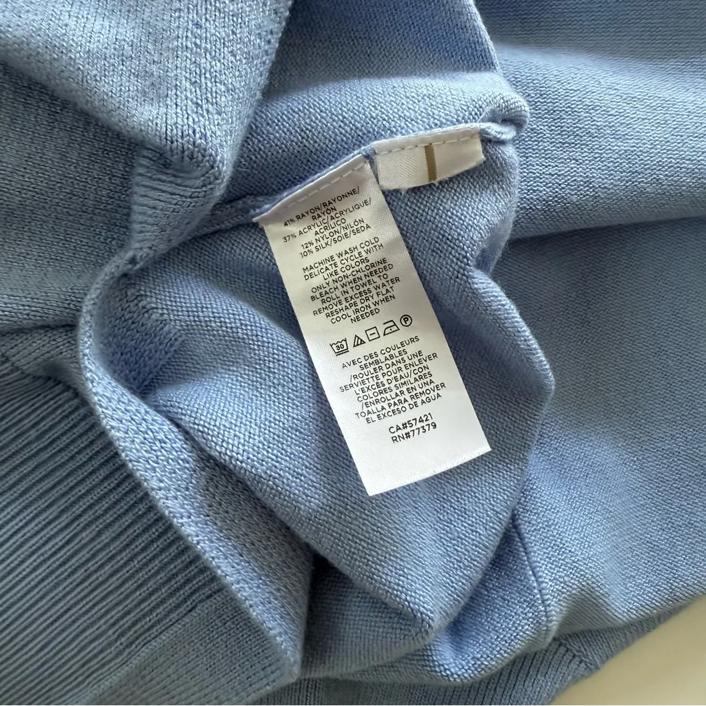 Ann Taylor Sweater size Small - Image 5