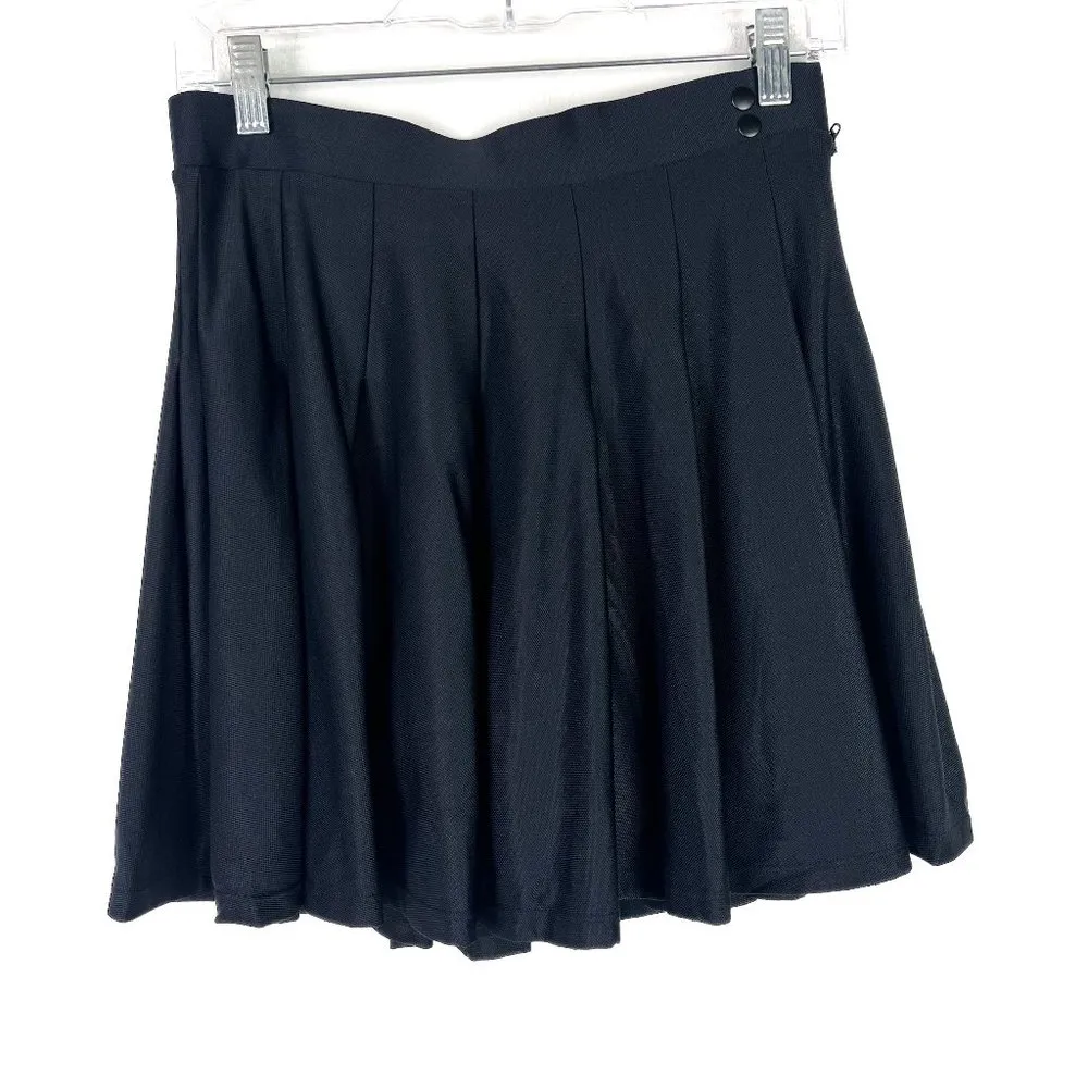NWT WeWoreWhat Pleated Tennis Skort Mini Black Size Medium M NEW $98 - Image 2
