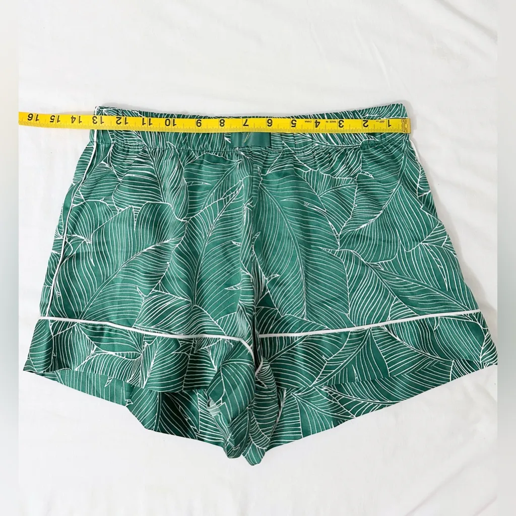 NWOT Victoria's Secret Satin Cami Pajama Set - Green Palm Leaves - M/XS - Image 10