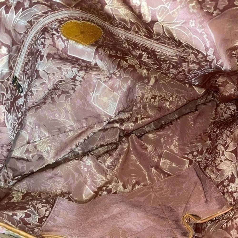 IPA Nima Muiltcolor Fabric and Tan Leather Pockets Messenger Baby Overnight Bag Pink - Image 8