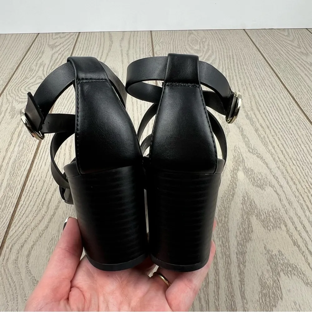 Anne Klein Women's Rowen Faux Leather Buckle Strappy Sandals 6M Black $85 - Image 6