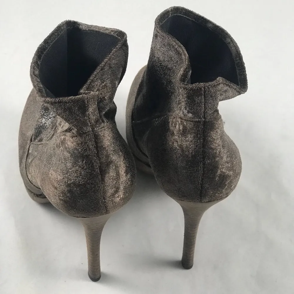 Luxury Rebel  brown suede 8 ankle bootie heel - Image 4