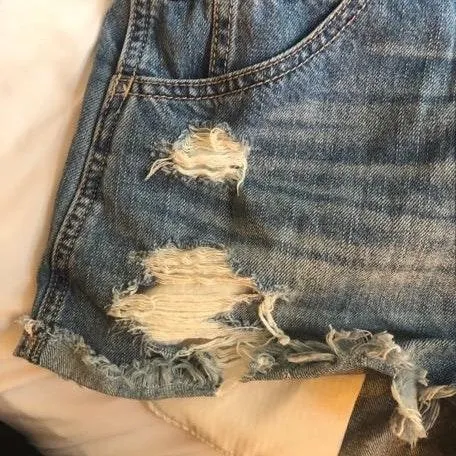 Hollister DENIM OVERALL SHORTS - Image 5