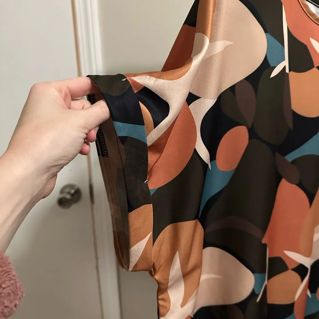 SHEIN Curve Women’s Orange Brown Blue Abstract Shortsleeve Blouse Size 1XL - Image 2