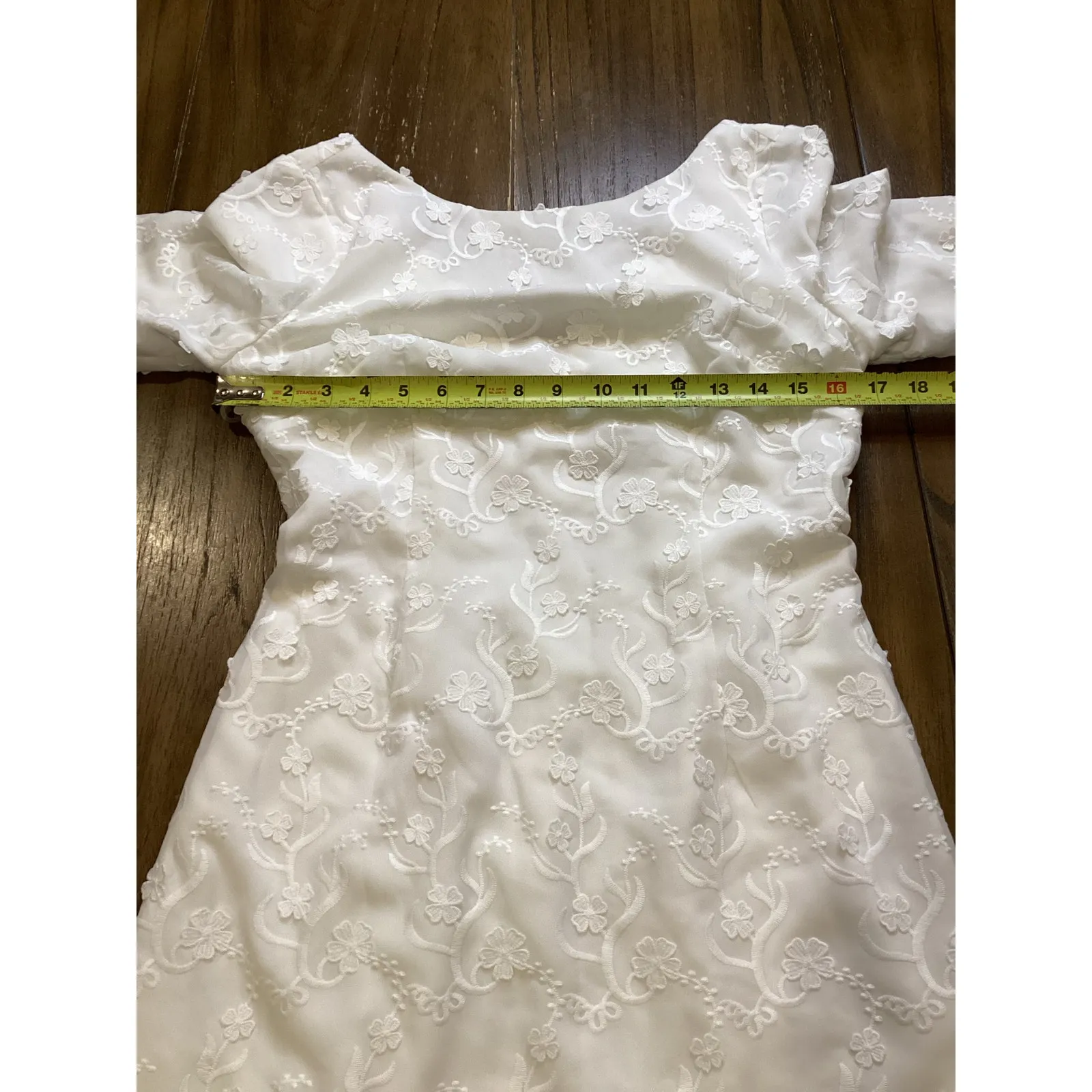 Dress the Population Off White Evelyn Embroidered Long bishop Sleeve mini dress - Image 4