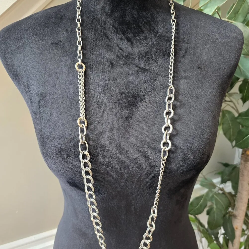 Women's Fashion Silver Tone Curb Link Chain Collar Necklace with Lobster Clasp - Image 2