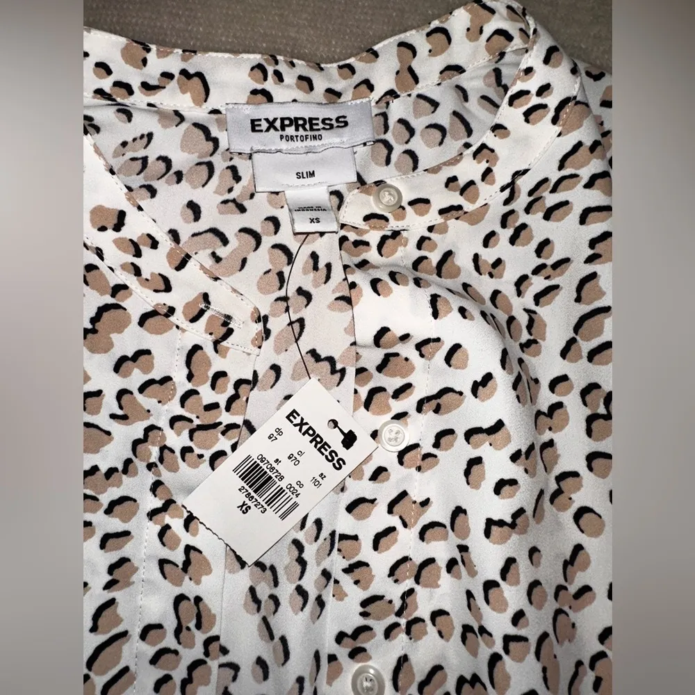 EXPRESS  women’s button up - Image 3