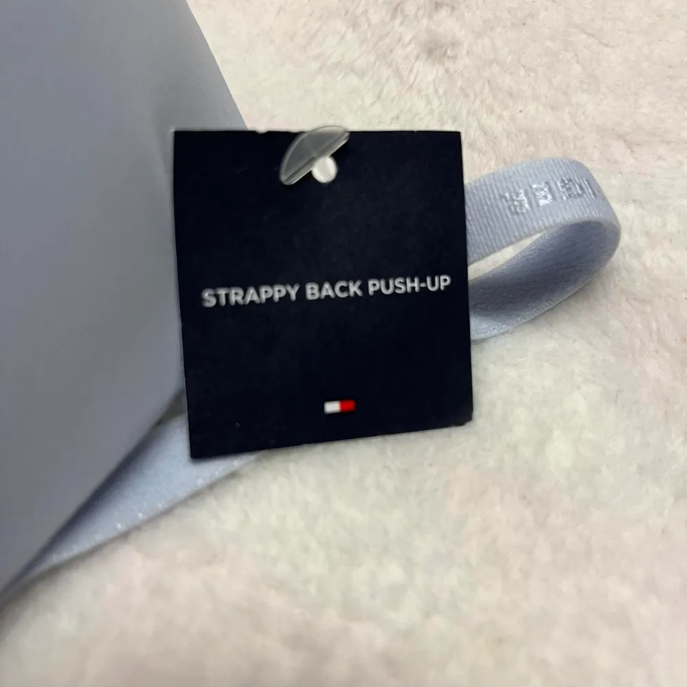 Tommy Hilfiger Women's Basic Comfort 34D Push Up Underwire Bra - Image 3