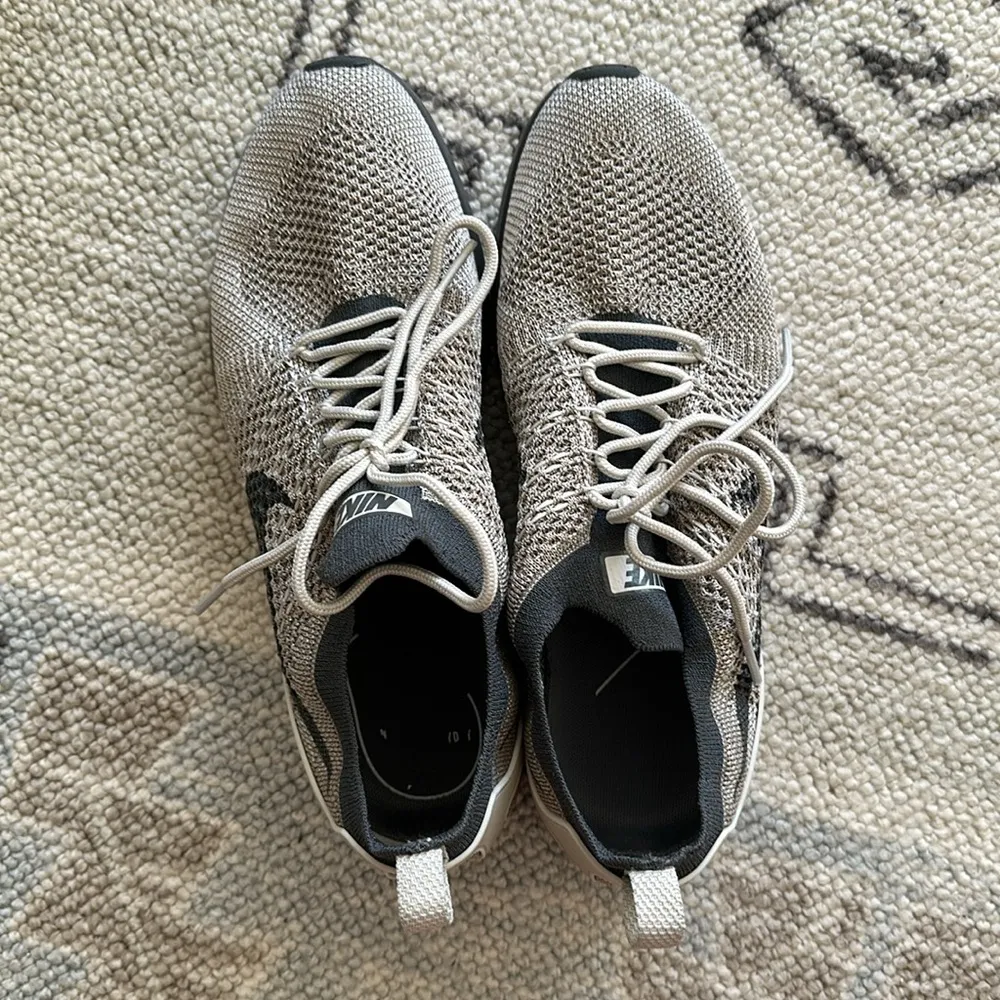 Nike Air Zoom Mariah Flyknit Sneakers - Image 4