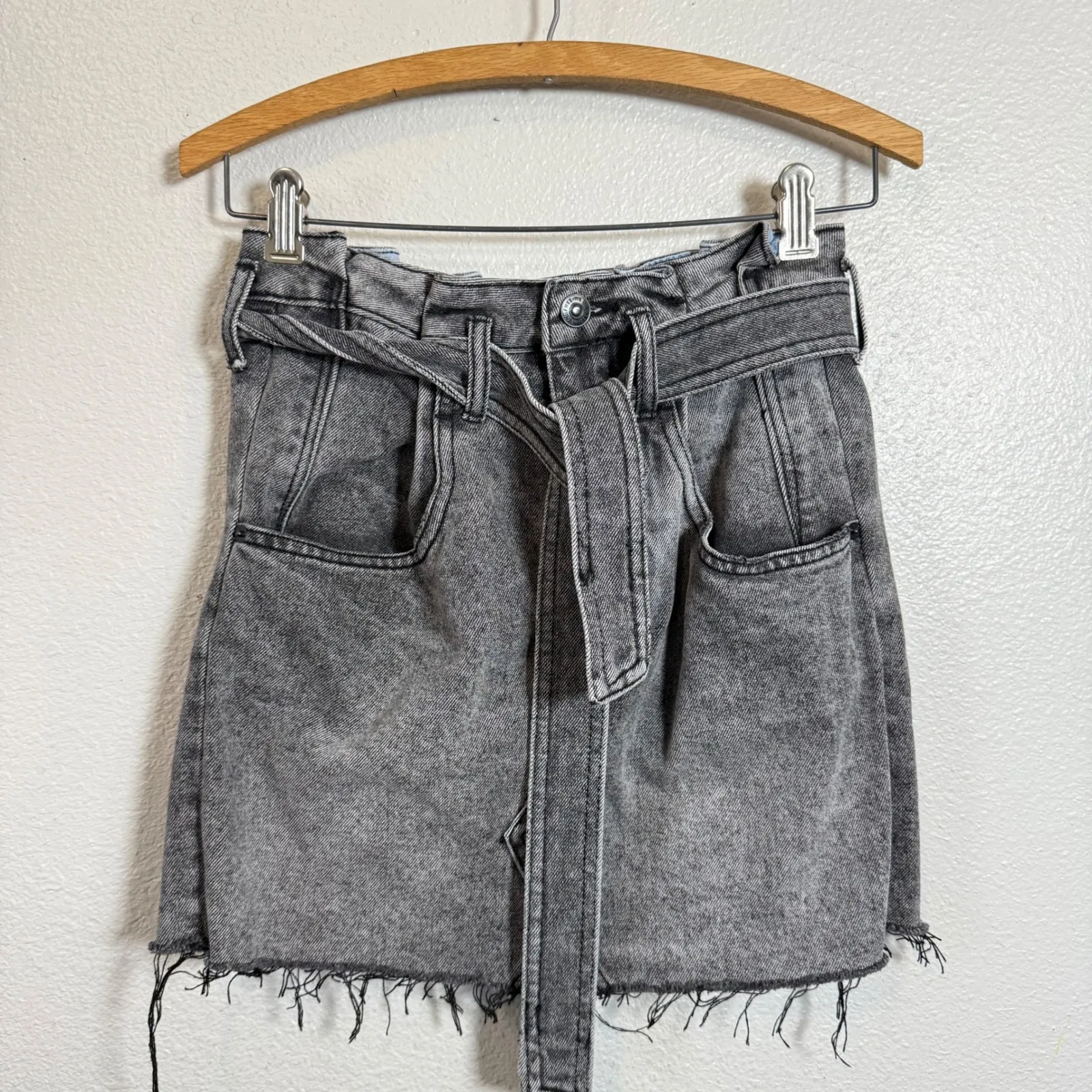 We The Free Twenty Four Gray Acid Wash Denim Belted Paperbag Waist Mini Skirt - Image 6