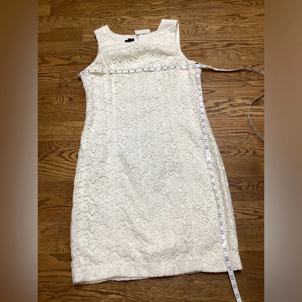 Talbots Crocheted/lace sheath dress. Off white. Sleeveless. Size 14P - Image 5