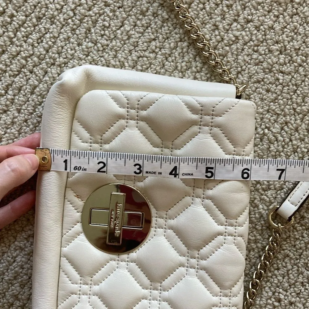 Kate Spade Aster Court Naomi Crossbody Bag Purse Quilted White Red Lining VEUC - Image 9