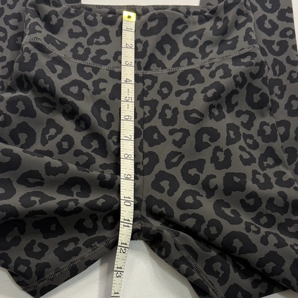 Abercrombie & Fitch Dark Patterned Leggings - Image 4