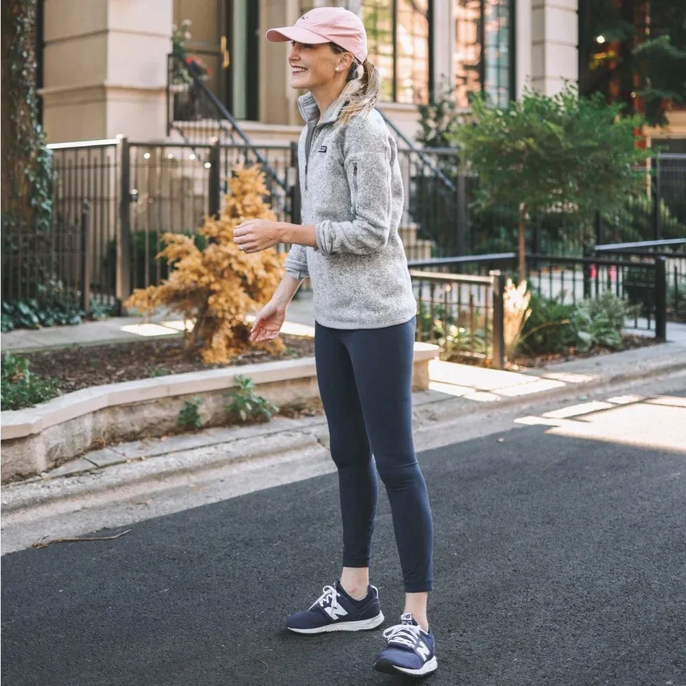 Patagonia  Better Sweater 1/4 Zip Fleece Pullover Light Grey Size Medium - Image 8