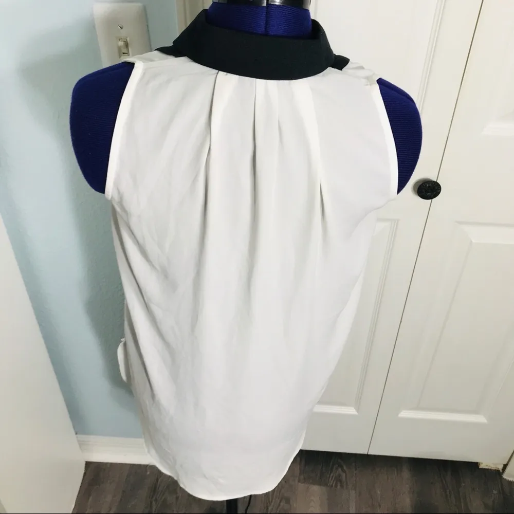 Monteau Sleeveless High Low Tuxedo Blouse Top Size Small White & Black - Image 5