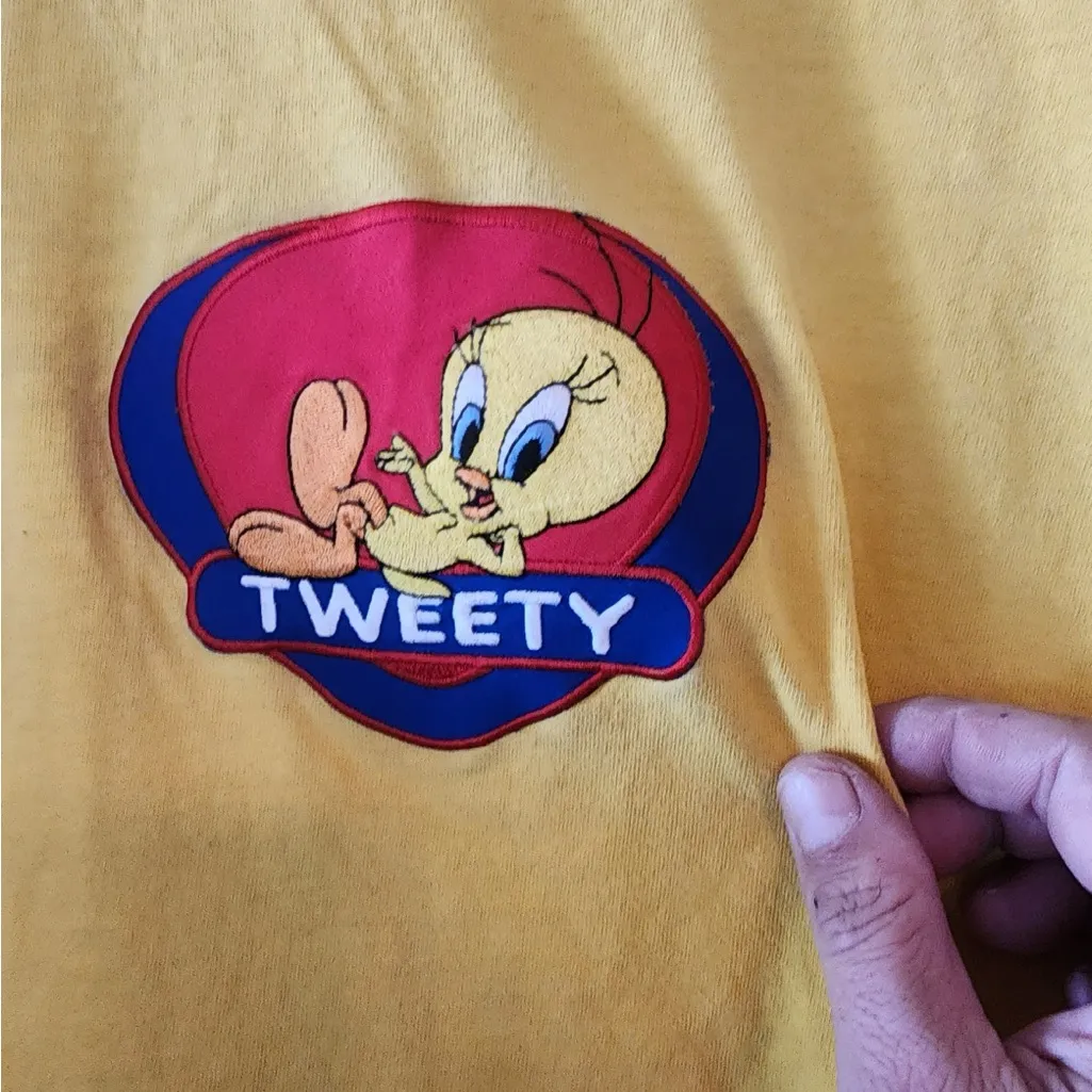 Vintage Tweety Bird stitched logo Looney Tunes T Shirt womens 26w/28w Yellow Size 3X - Image 2