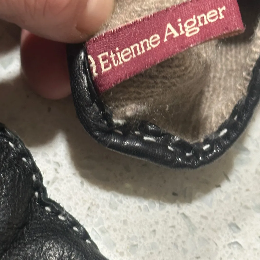 Vintage Etienne Aigner Black Soft Leather Gloves with White Stitching - Image 5