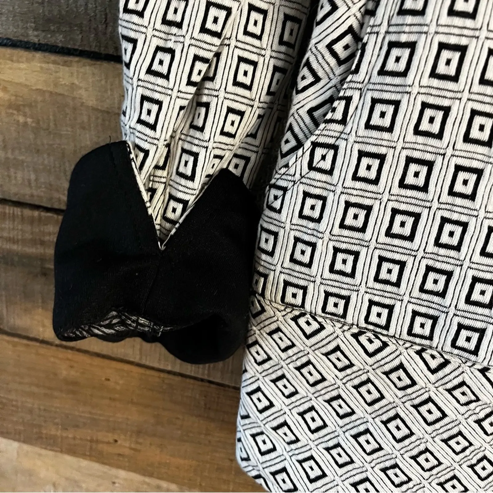 Erin London‎ Black And White Jacket Size Small Petite - Image 8