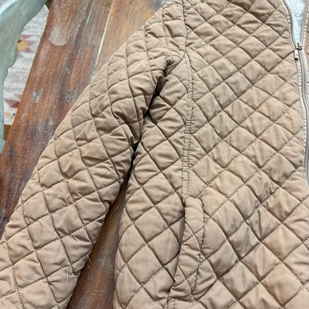 Vangull Beige Quilted Puffer Jacket with White Sherpa Lining Medium - Image 3