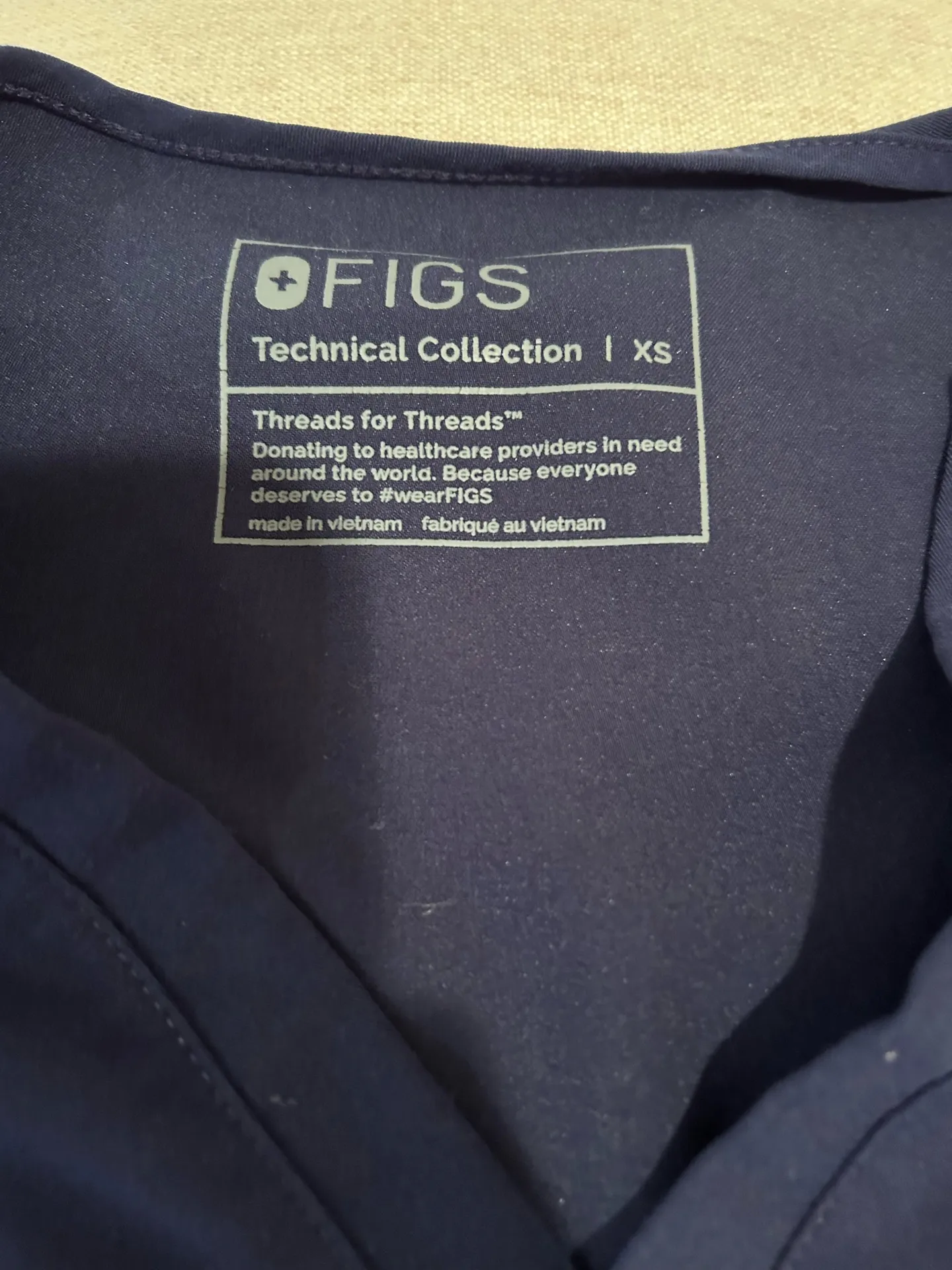 FIGS Scrubs Set - Image 5