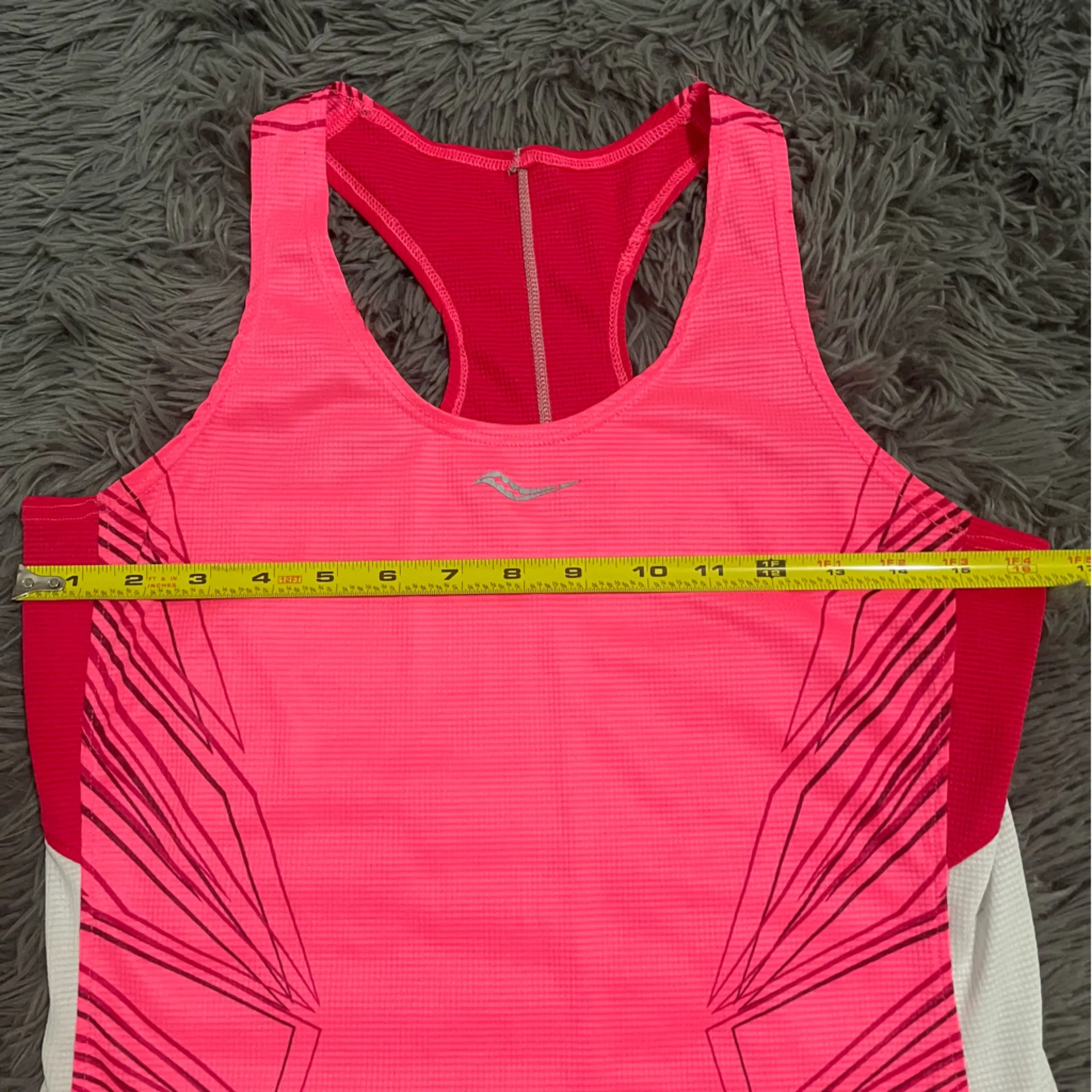 Saucony Women's Vibrant Pink and White Tank Top - Image 4