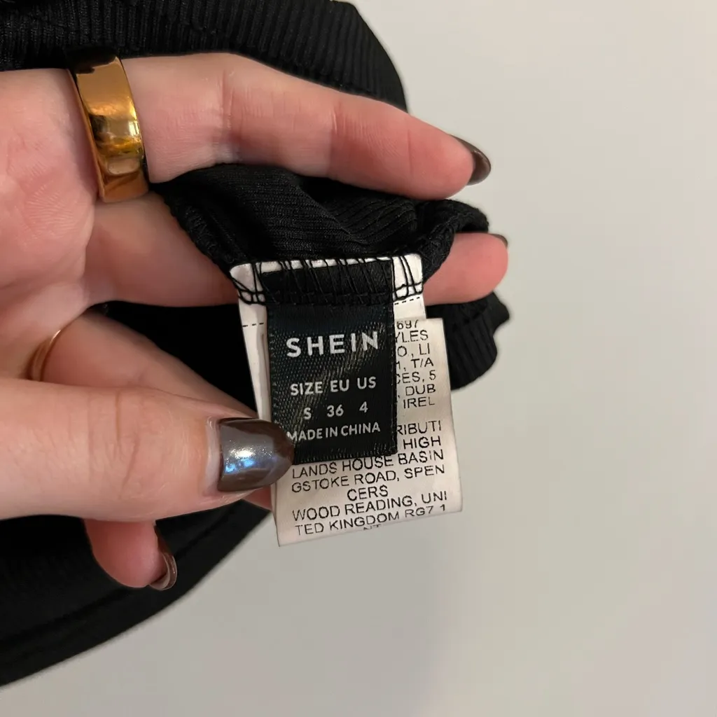 SHEIN Black Zip-Up Collared Tank Top - Image 3