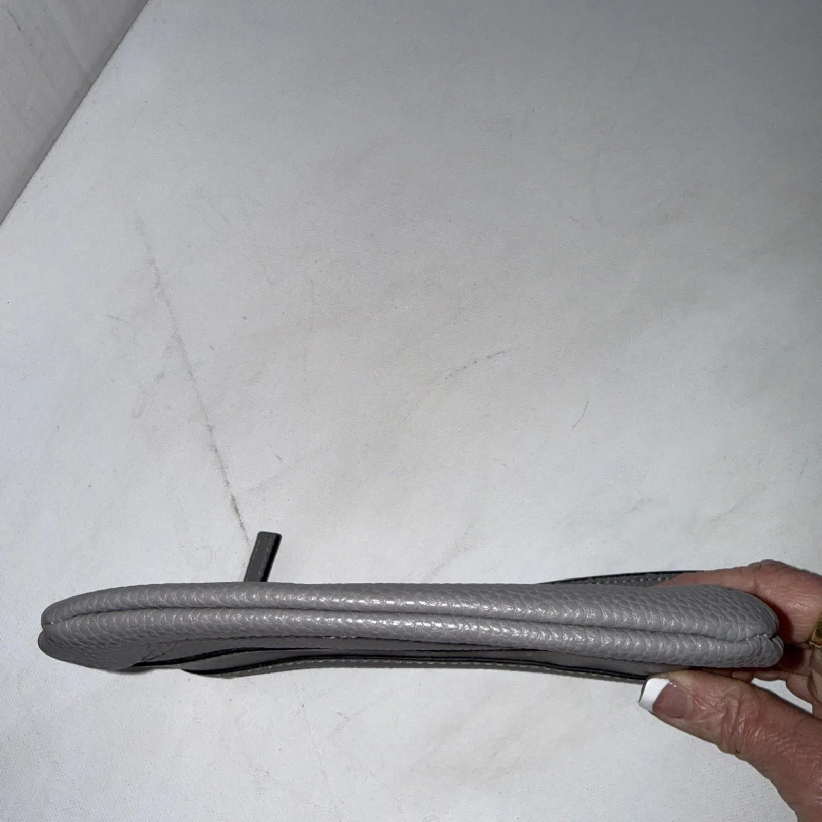 Vintage Guess Y2K Style Gray Faux Leather Wristlet Wallet Mini Convertible Purse - Image 11