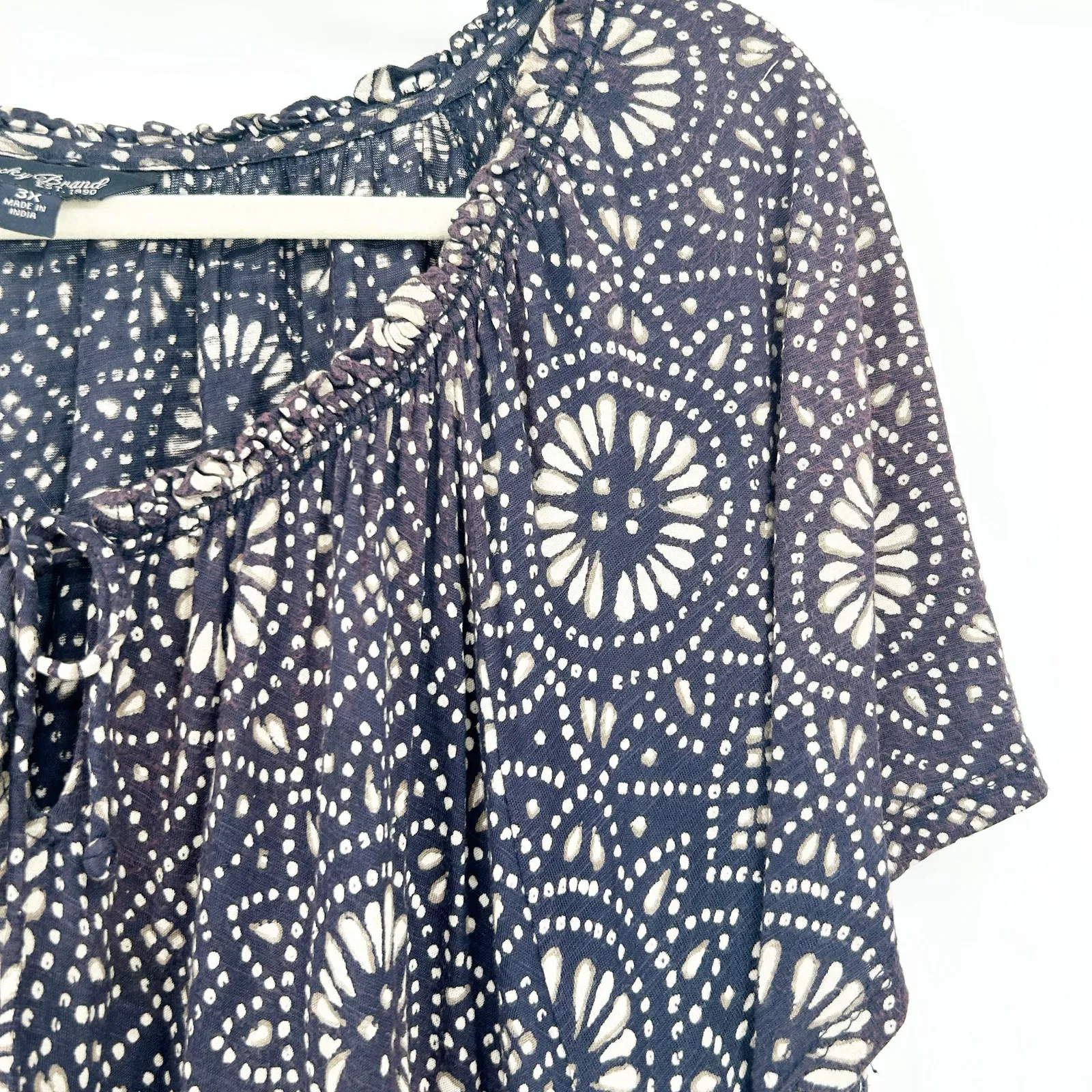 Lucky Brand Womens Artsy Casual Work Viscose Peasant Blouse Size‎ 3X Navy White - Image 2