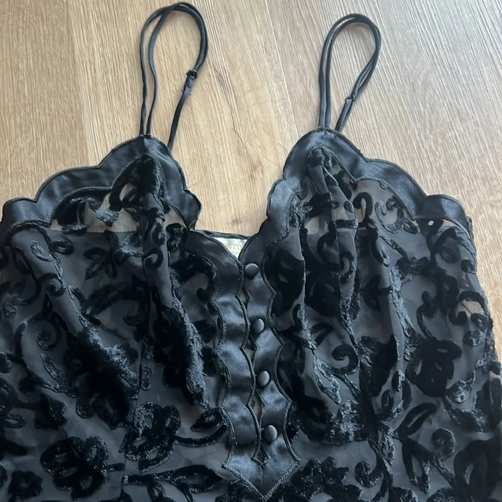 Vintage Gold Label Victoria's Secret Black High Cut Romper SZ Medium - Image 2