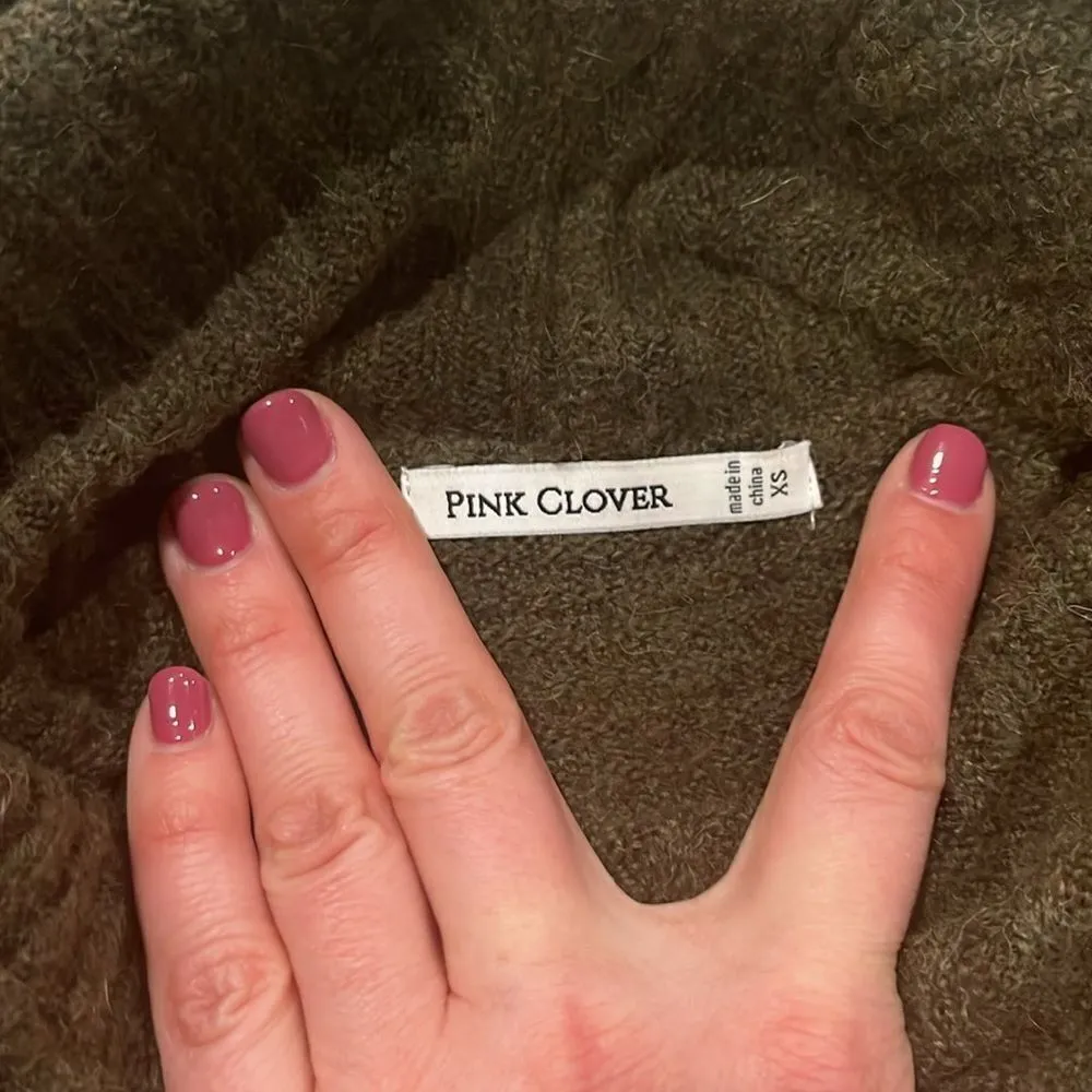 Pink Clover NWOT olive green stretch comfy turtleneck sweater xs/small - Image 8