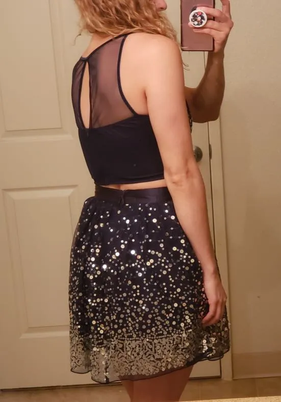 NWT Prom  Sequin Two Piece Dress. - Image 4