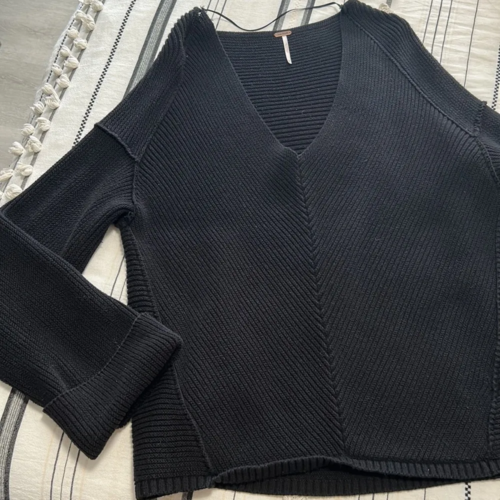 Free people • la brea vneck oversized ribbed sweater - Image 56