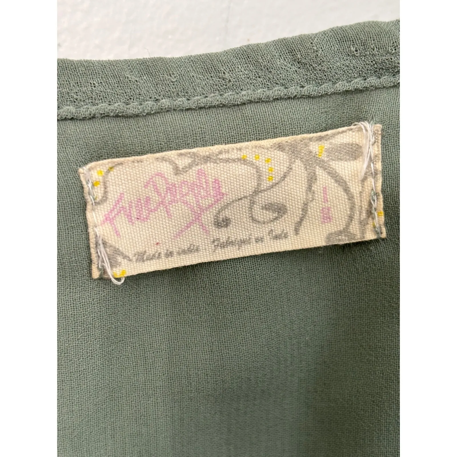 Free People Top L Sage Green Eyelet Lace Trim Crop Cami Boho Coquette Cottage - Image 5